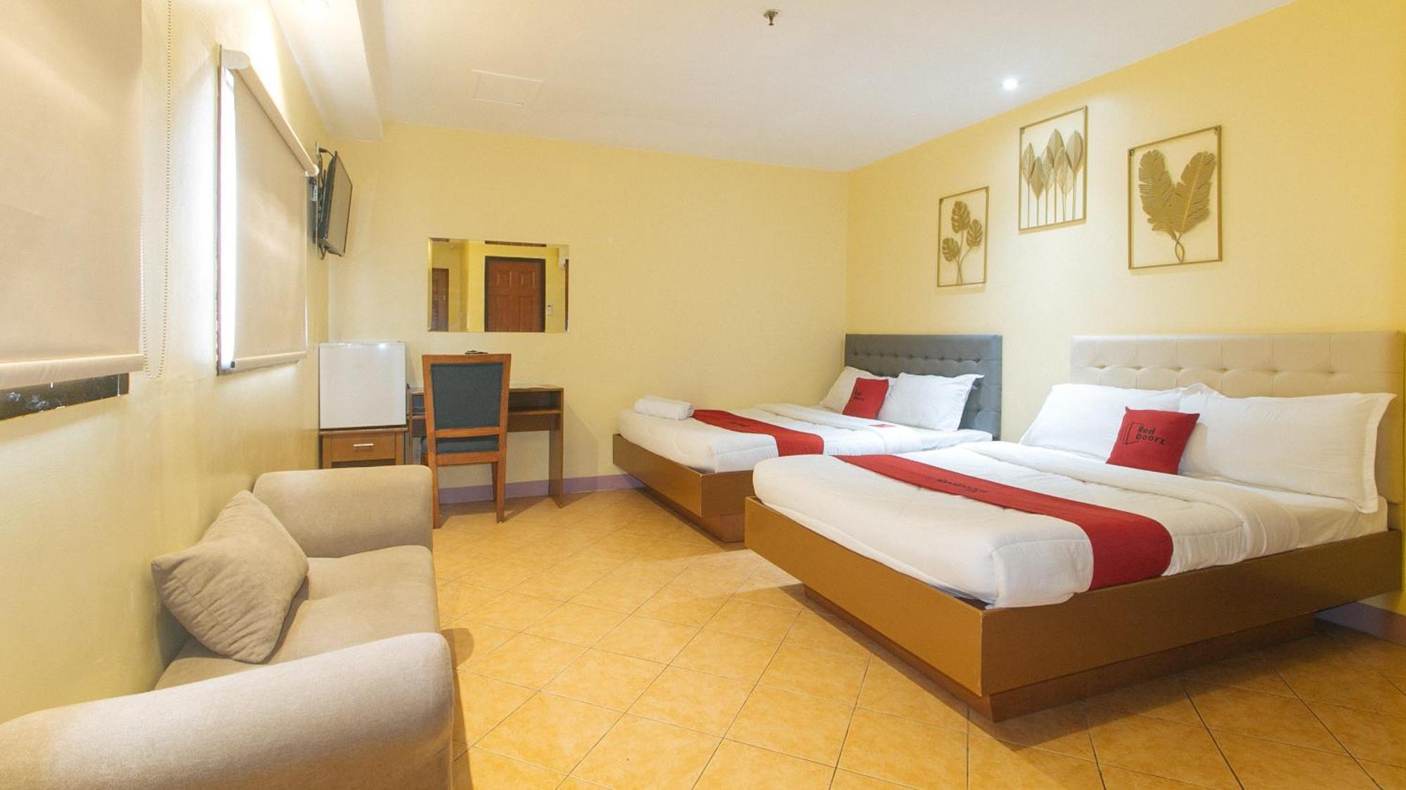 Reddoorz At Comfy Inn Ermita Manila Exterior foto